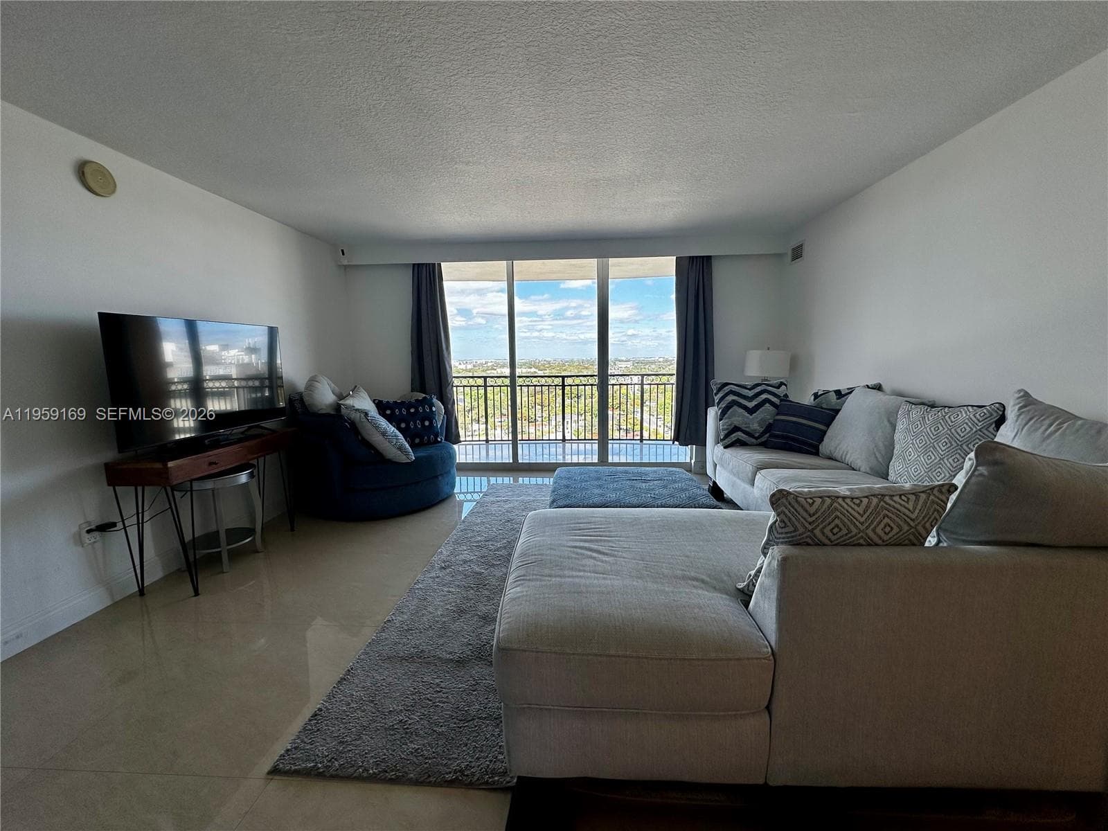 3232 SW 22nd Ter # 1604, Miami FL 33145
