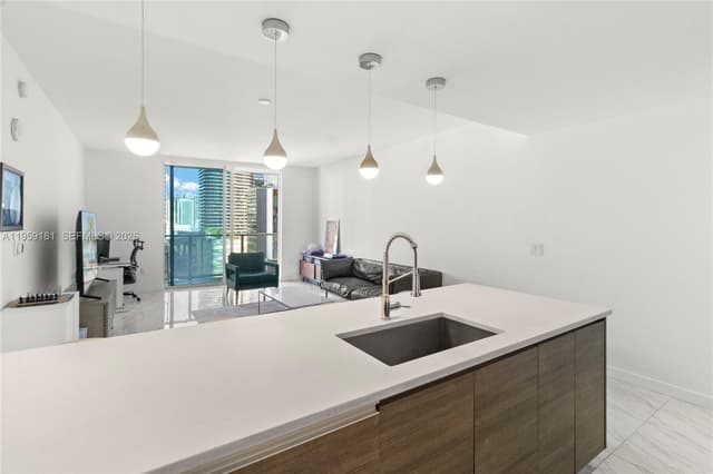 1100 S Miami Ave # 1609, Miami FL 33130 - Miami, FL - Photo 4