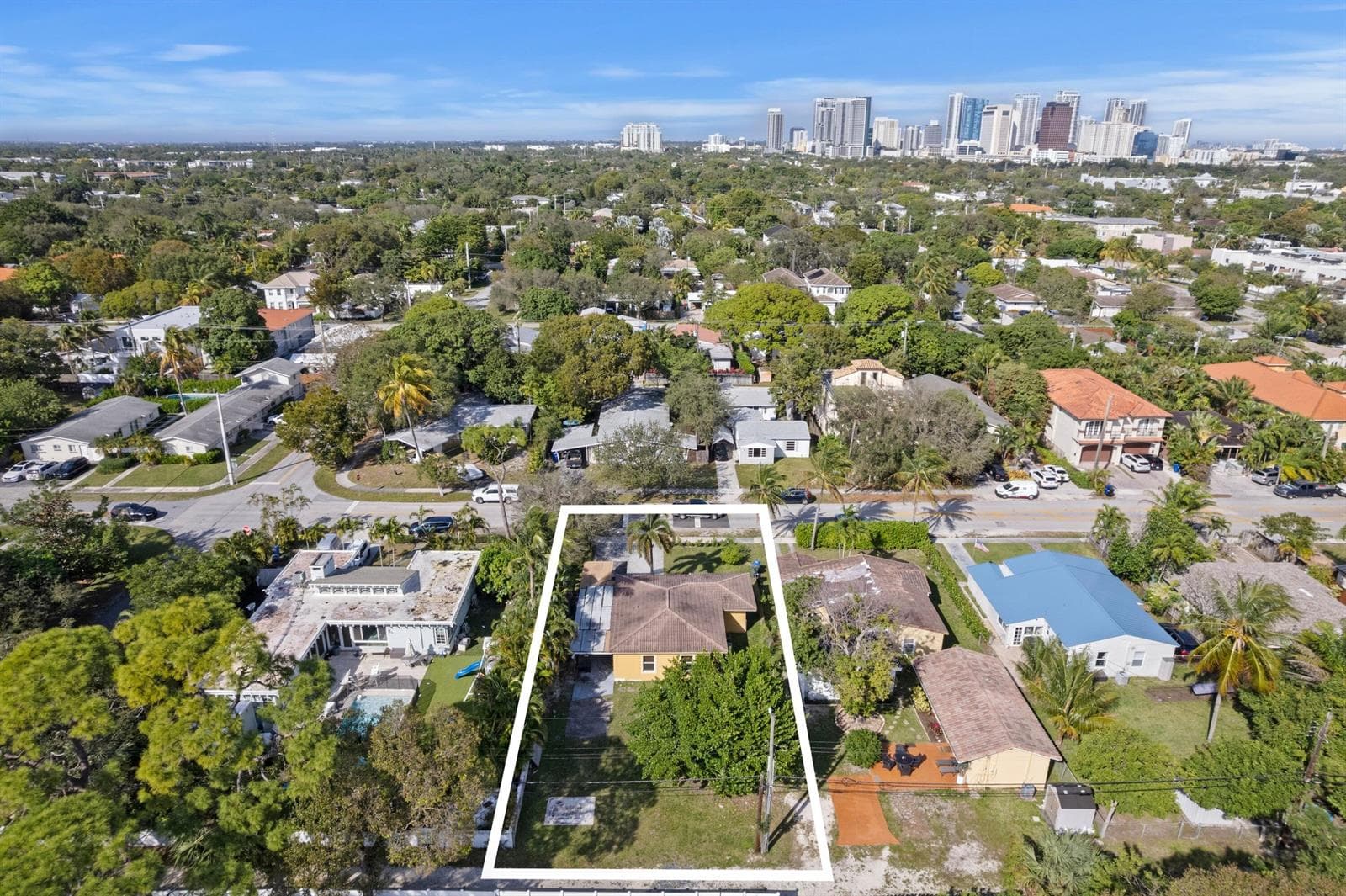 516 SW 17th Street, Fort Lauderdale FL 33315