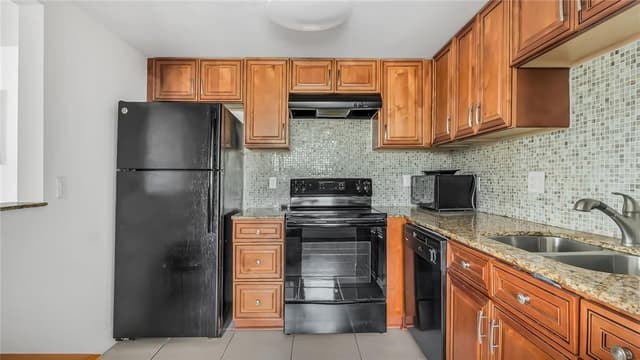 703 Brittany # O, Delray Beach FL 33446 - Delray Beach, FL - Photo 2