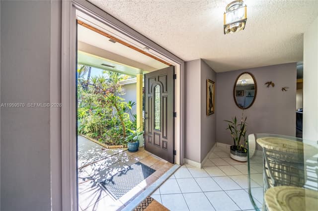6337 SW 32nd St, Miramar FL 33023 - Miramar, FL - Photo 5