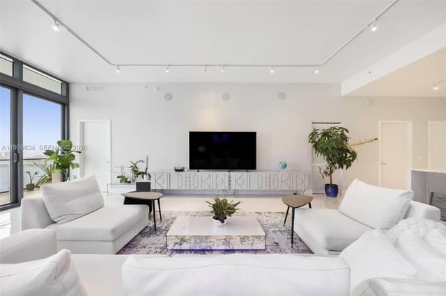 460 NE 28th St # 4002, Miami FL 33137 - Miami, FL - Photo 2