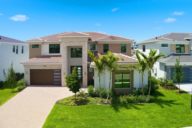 10140 Royal Ascot Avenue, Lake Worth FL 33449 - Lake Worth, FL - Photo 2