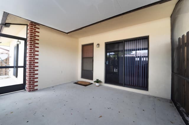 4413 Woodstock Drive # A, West Palm Beach FL 33409 - West Palm Beach, FL - Photo 5