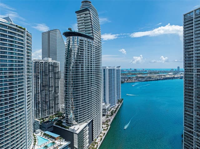 300 BISCAYNE BLVD WAY # 2009, Miami FL 33131 - Miami, FL - Photo 2