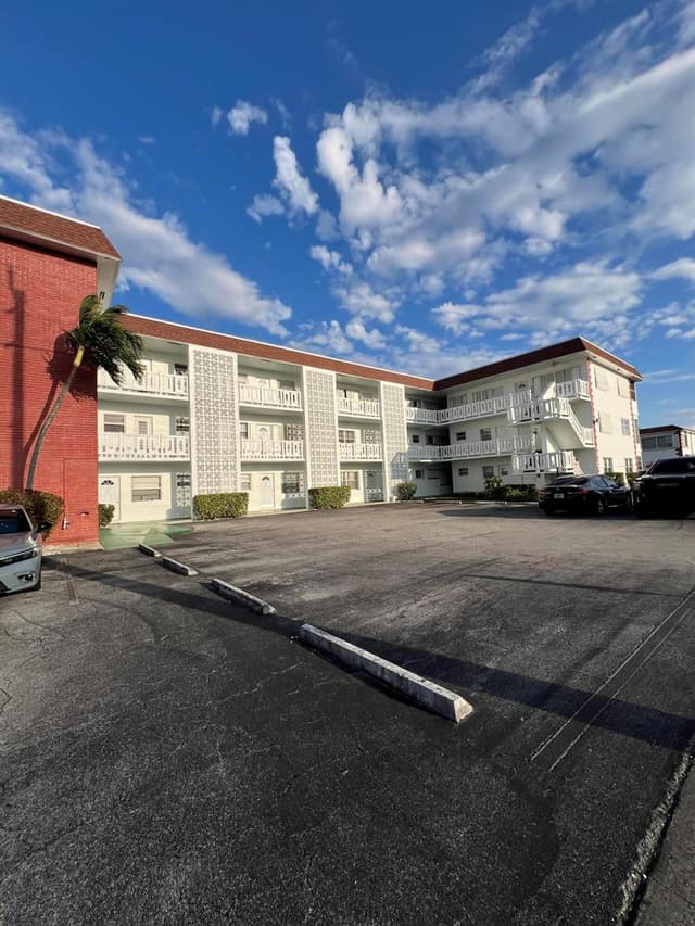 1380 NW 43rd Terrace # 208, Lauderhill FL 33313 - Lauderhill, FL - Photo 2