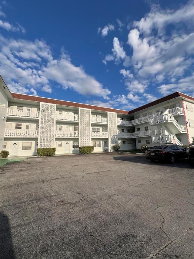 1380 NW 43rd Terrace # 208, Lauderhill FL 33313 - Lauderhill, FL - Photo 3