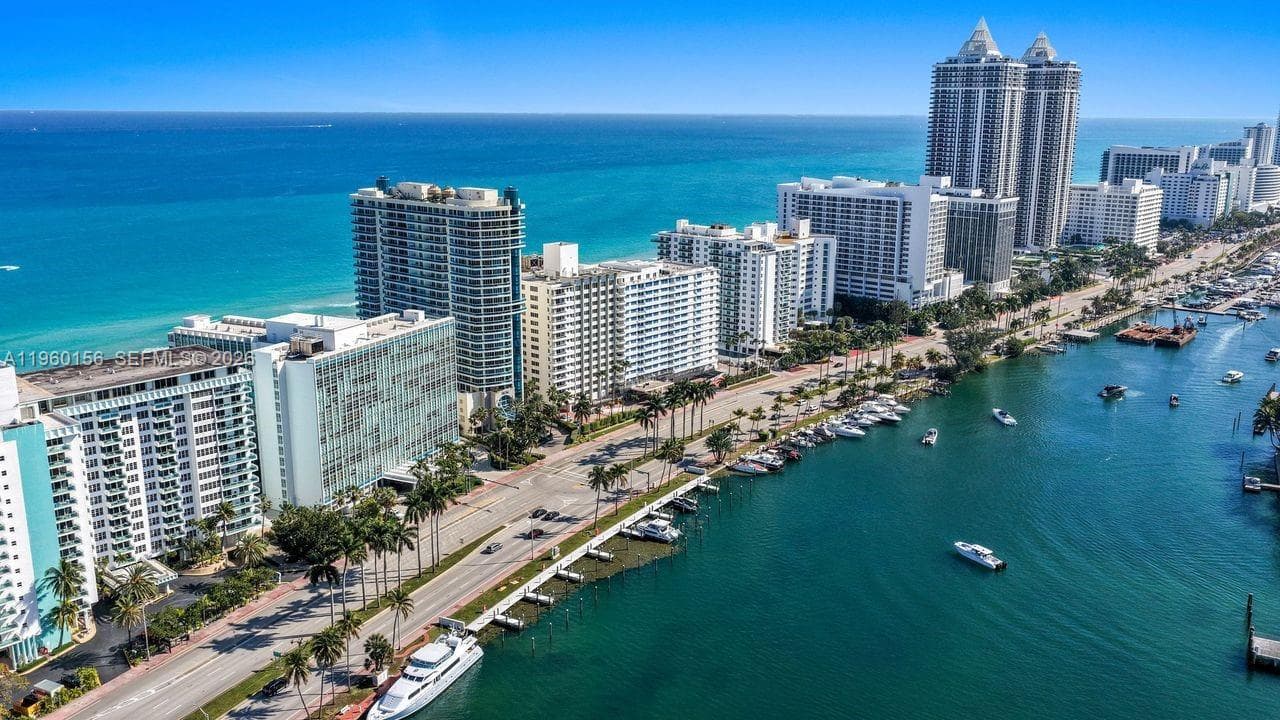 5005 Collins Ave # 504, Miami Beach FL 33140