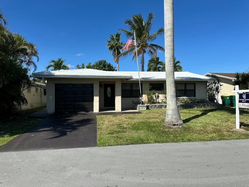 7105 NW 57th Court NW, Tamarac FL 33321
