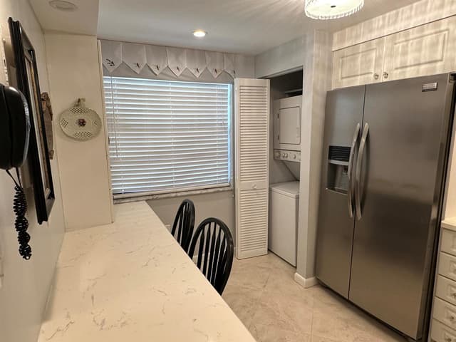 1101 Colony Point Circle # 108, Pembroke Pines FL 33026 - Pembroke Pines, FL - Photo 7