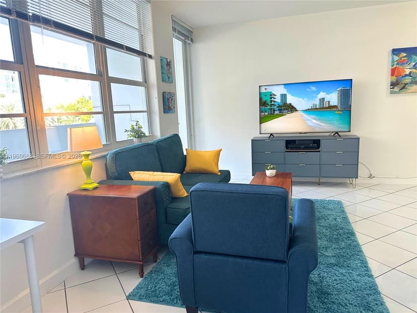 100 Lincoln Rd # 307, Miami Beach FL 33139