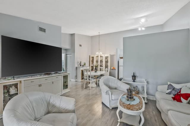 6544 Chasewood Drive # H, Jupiter FL 33458 - Jupiter, FL - Photo 5