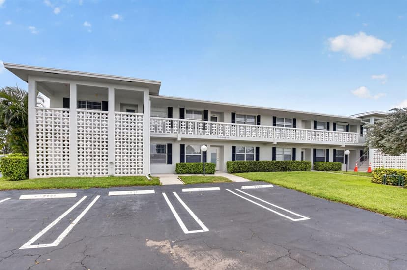 2401 Del Aire Boulevard # 101, Delray Beach FL 33445