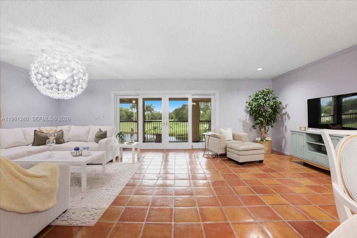 400 NW 127th Ave # 13, Plantation FL 33325
