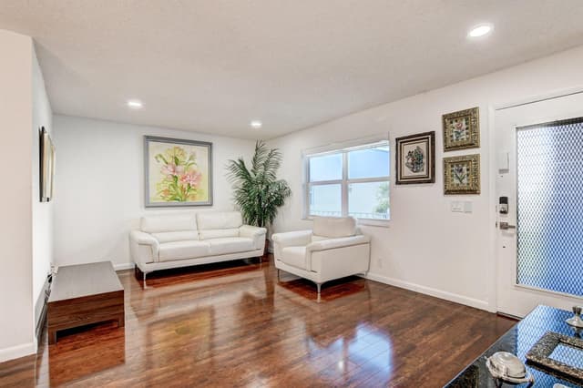42 Burgundy A, Delray Beach FL 33484 - Delray Beach, FL - Photo 3