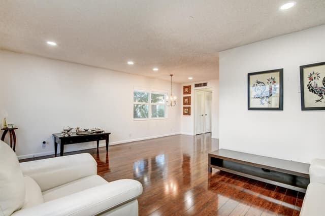 42 Burgundy A, Delray Beach FL 33484 - Delray Beach, FL - Photo 5