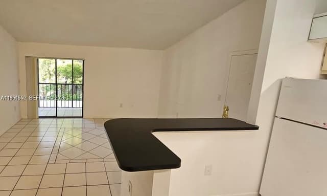 18965 NW 62nd Ave # 202, Hialeah FL 33015 - Hialeah, FL - Photo 6
