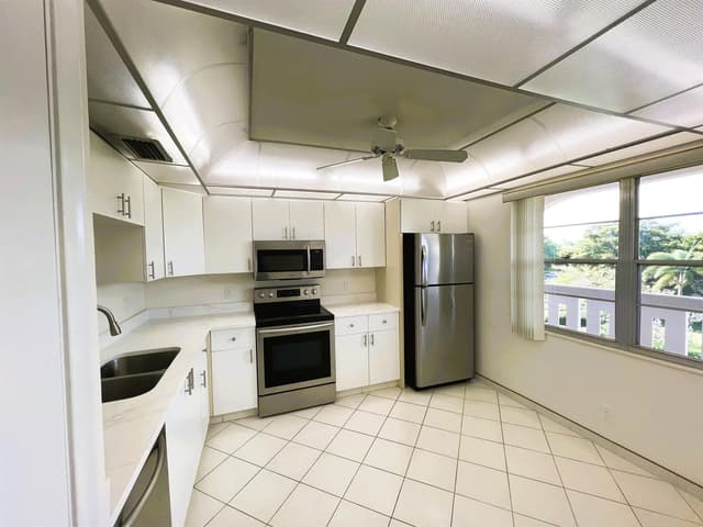 3303 Aruba Way # 4, Coconut Creek FL 33066 - Coconut Creek, FL - Photo 4