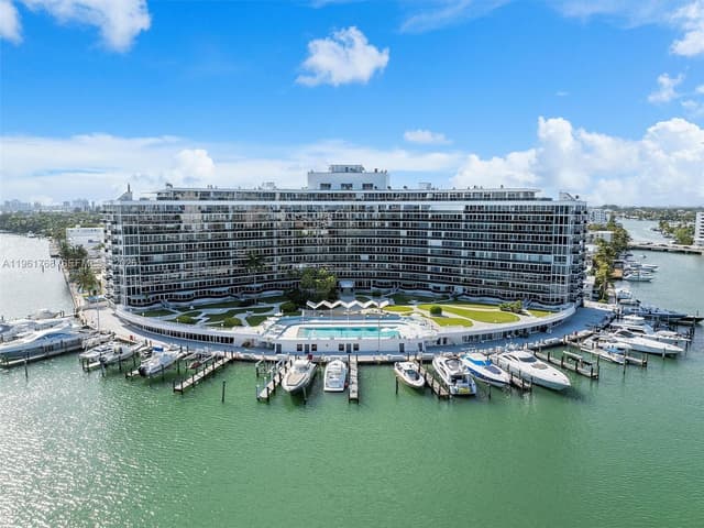 900 Bay Dr # 1012, Miami Beach FL 33141 - Miami Beach, FL - Photo 2