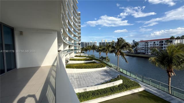 3250 NE 188th St # 204, Aventura FL 33180 - Aventura, FL - Photo 2