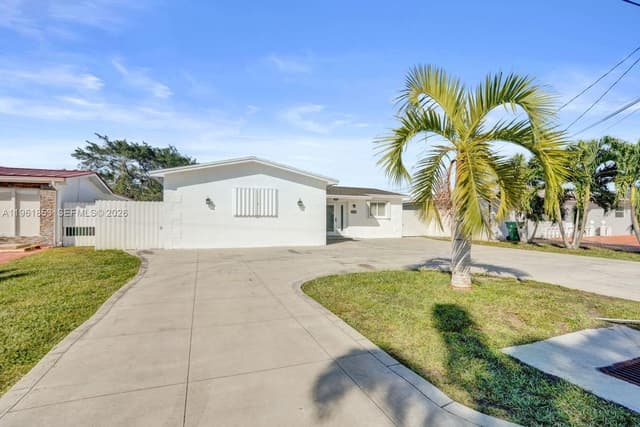 6617 Dahlia Dr, Miramar FL 33023 - Miramar, FL - Photo 3