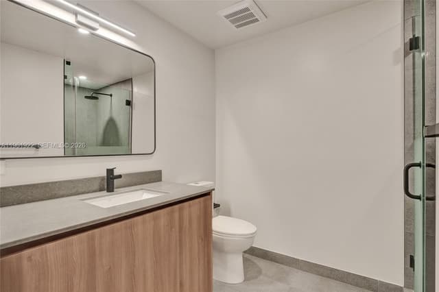 121 NE 5th Street # 807, Miami FL 33132 - Miami, FL - Photo 4