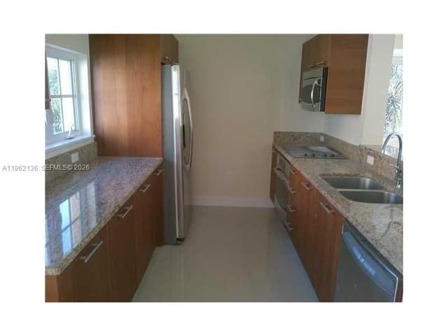 18402 NE 27 CT # 124, Aventura FL 33160 - Aventura, FL - Photo 5