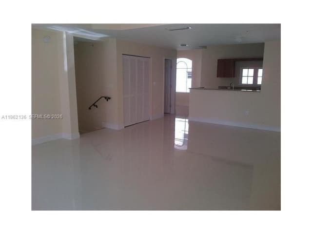 18402 NE 27 CT # 124, Aventura FL 33160 - Aventura, FL - Photo 4