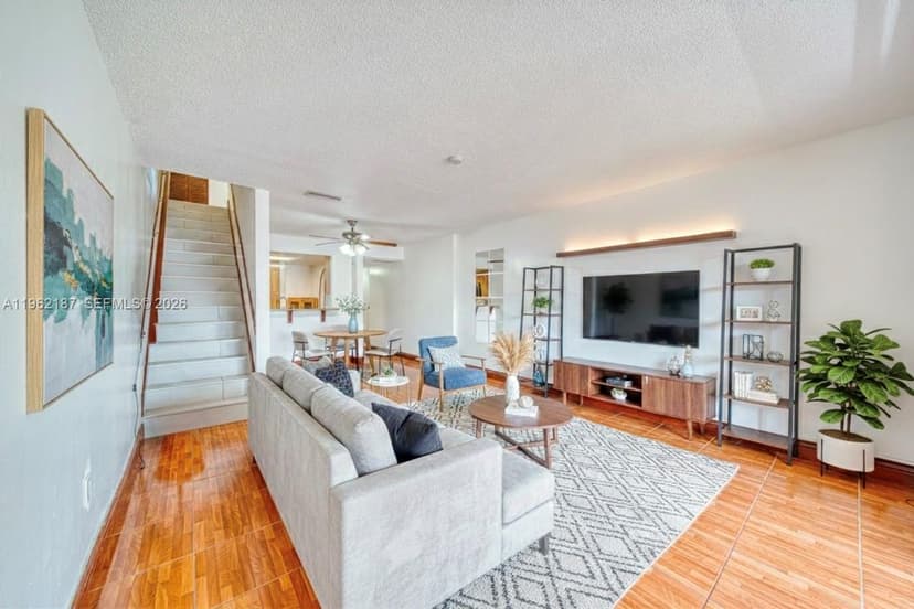 840 SW 105th Ave # 318, Miami FL 33174
