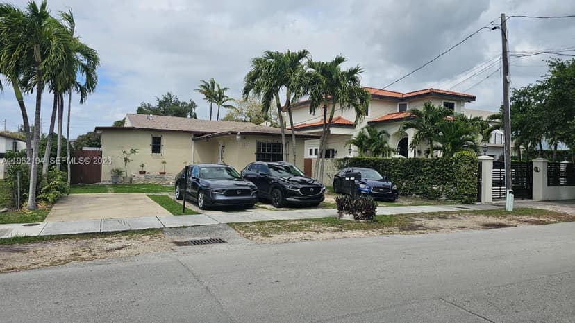 8891 SW 28th St, Miami FL 33165