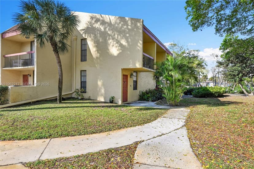 781 SE 1st Way # 79, Deerfield Beach FL 33441