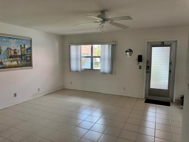 277 Seville L, Delray Beach FL 33446 - Delray Beach, FL - Photo 6