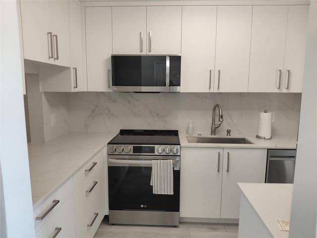 1951 NE 39th Street # 127, Lighthouse Point FL 33064 - Lighthouse Point, FL - Photo 2