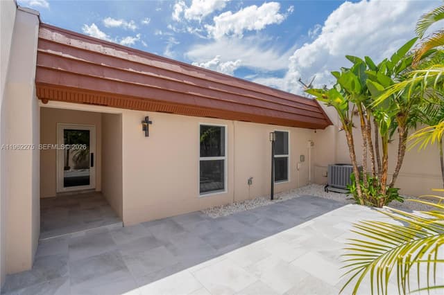 7412 Big Cypress Dr, Miami Lakes FL 33014 - Miami Lakes, FL - Photo 7