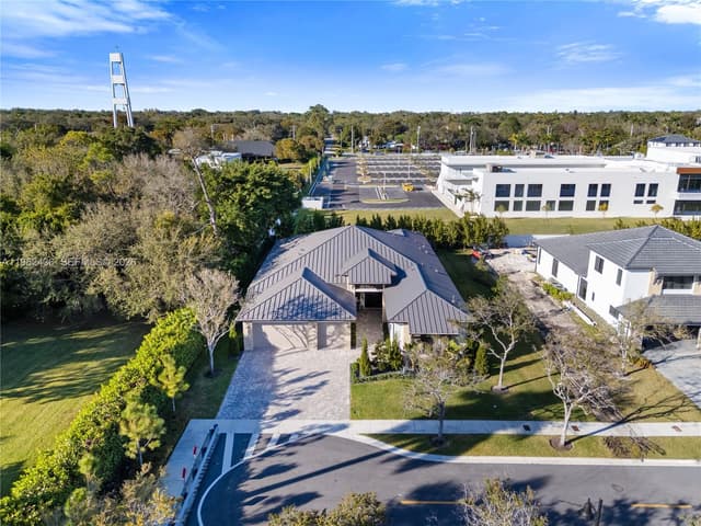 7387 SW 74th Ln, Miami FL 33143 - Miami, FL - Photo 2