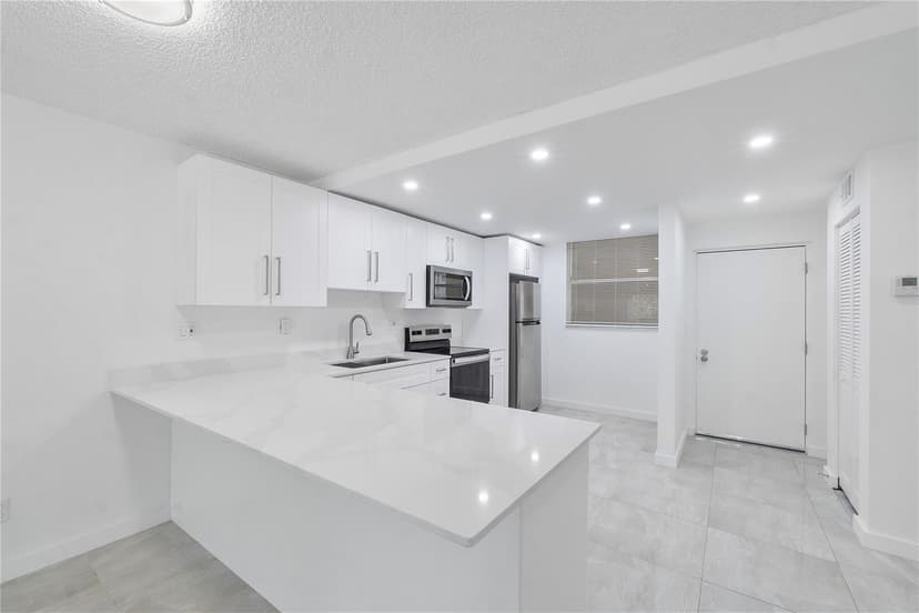3751 Environ Boulevard # 243, Lauderhill FL 33319