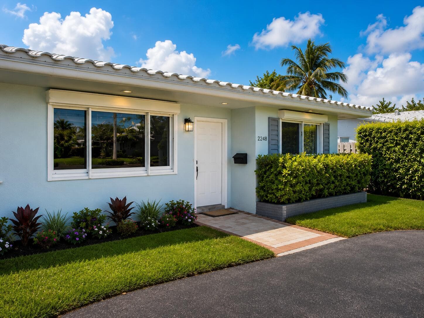 2248 NE 37th Street, Lighthouse Point FL 33064