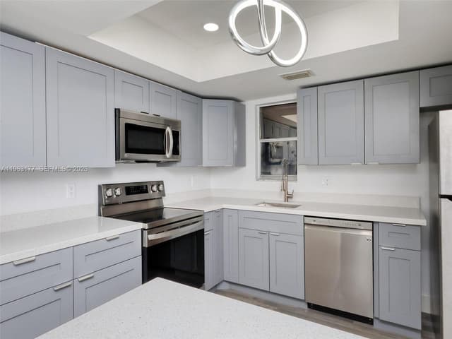 1901 Coquina Way, Coral Springs FL 33071 - Coral Springs, FL - Photo 3