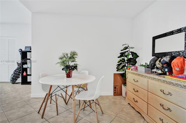 300 S Biscayne Blvd # 1405, Miami FL 33131 - Miami, FL - Photo 6