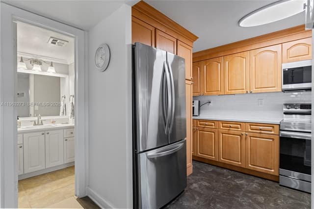 691 S Hollybrook Dr # 105, Pembroke Pines FL 33025 - Pembroke Pines, FL - Photo 5