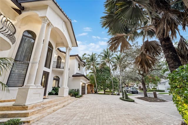 8200 NW 163rd St, Miami Lakes FL 33016 - Miami Lakes, FL - Photo 6