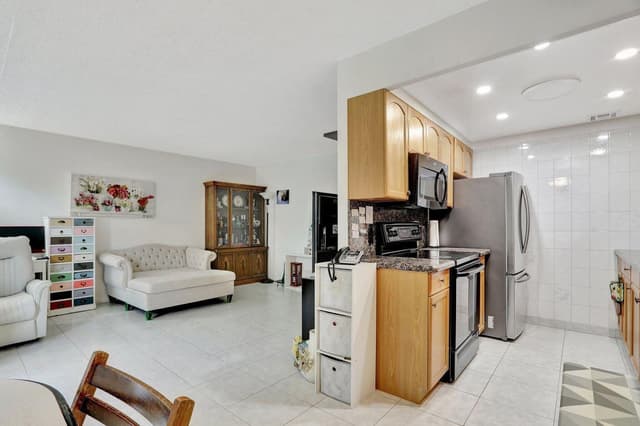 4076 Newport Q # 4076, Deerfield Beach FL 33442 - Deerfield Beach, FL - Photo 7