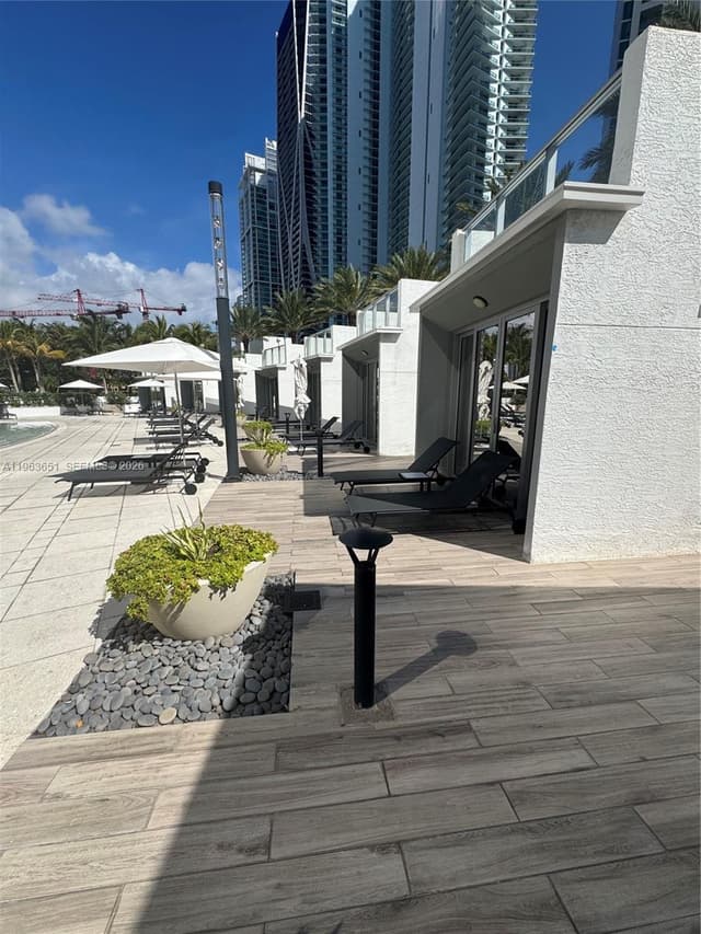851 NE 1st ave # 1, Miami FL 33132 - Miami, FL - Photo 6