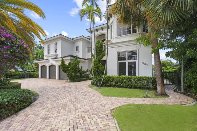 501 Golden Harbour Drive, Boca Raton FL 33432 - Boca Raton, FL - Photo 2