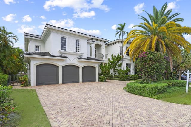 501 Golden Harbour Drive, Boca Raton FL 33432 - Boca Raton, FL - Photo 3