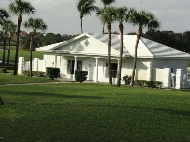 2561 Village Boulevard # 102, West Palm Beach FL 33409 - West Palm Beach, FL - Photo 3