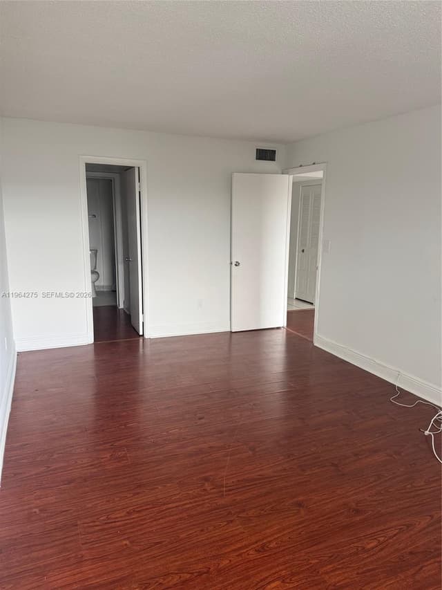 496 NW 165th St Rd # 614, Miami FL 33169 - Miami, FL - Photo 6