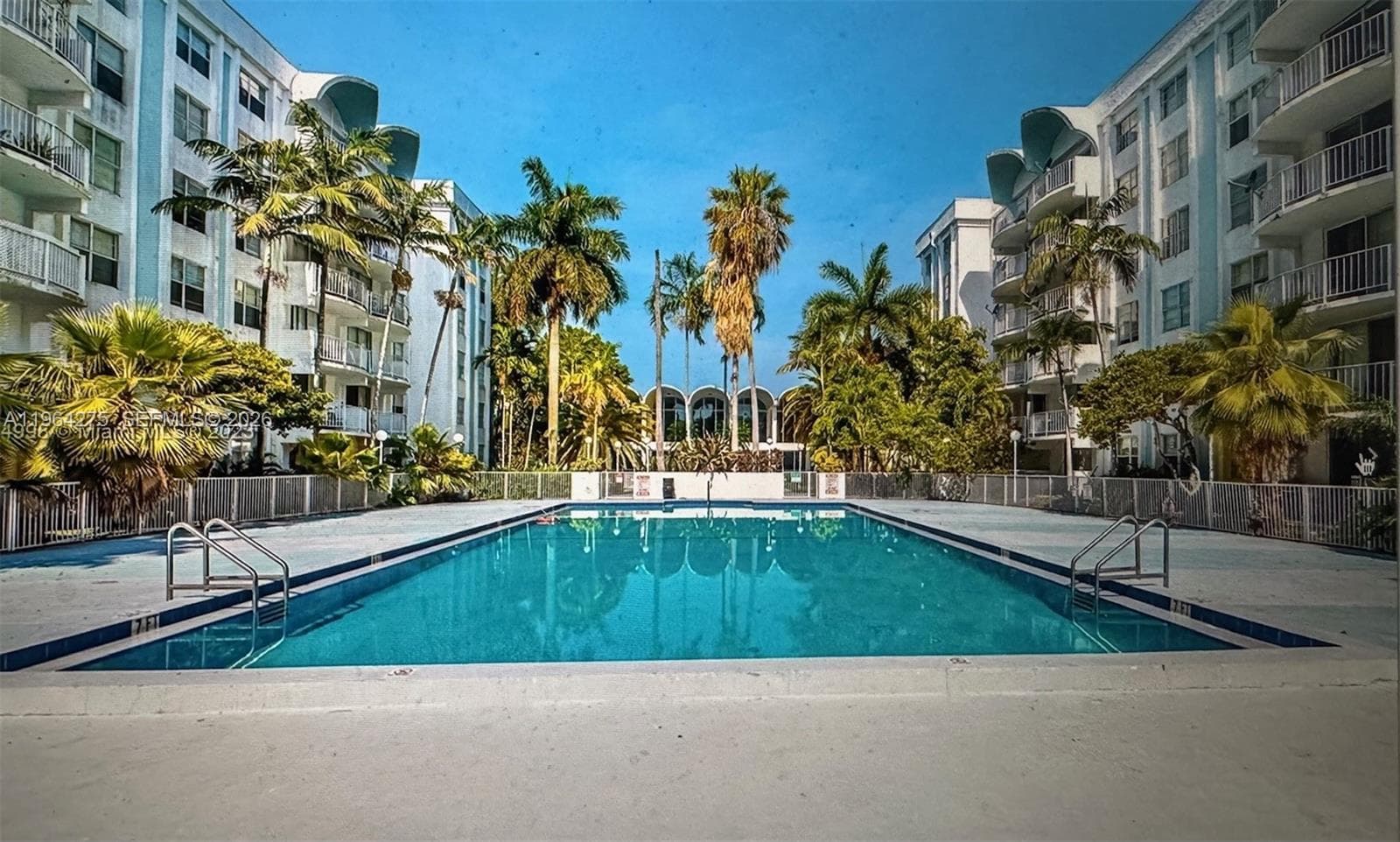 496 NW 165th St Rd # 614, Miami FL 33169 - Miami, FL - Photo 1