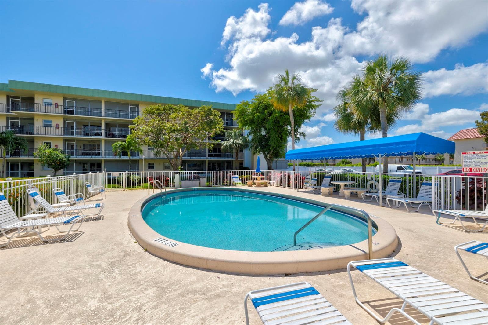 806 SE 7th Street # 201, Deerfield Beach FL 33441