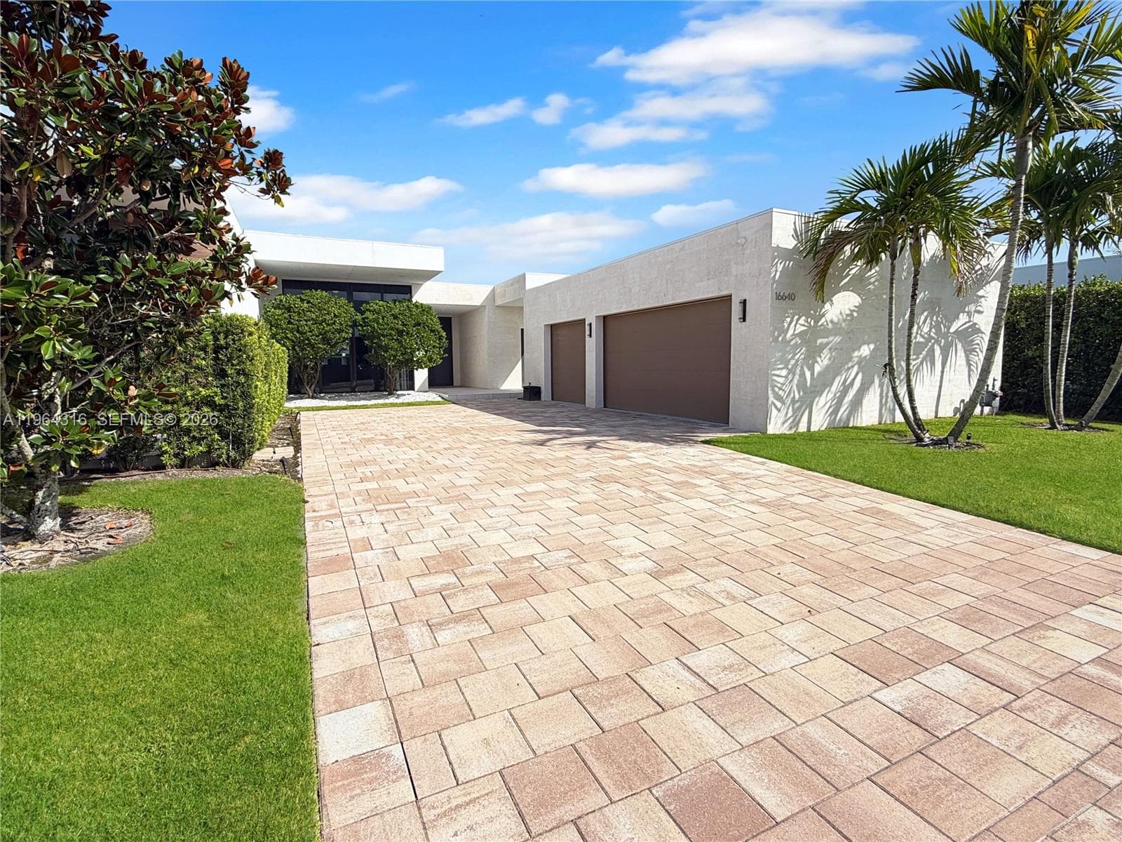 16640 Sunset Way, Weston FL 33326 - Weston, FL - Photo 1